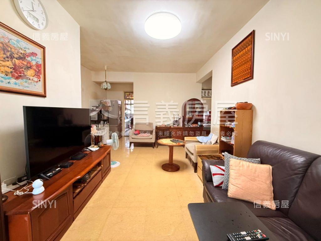 秀朗邊間美寓大空間房屋室內格局與周邊環境