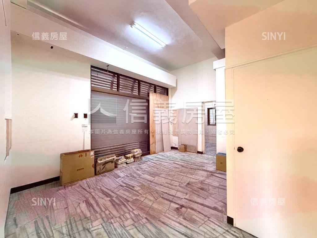 東光陽明正路邊間黃金店面房屋室內格局與周邊環境
