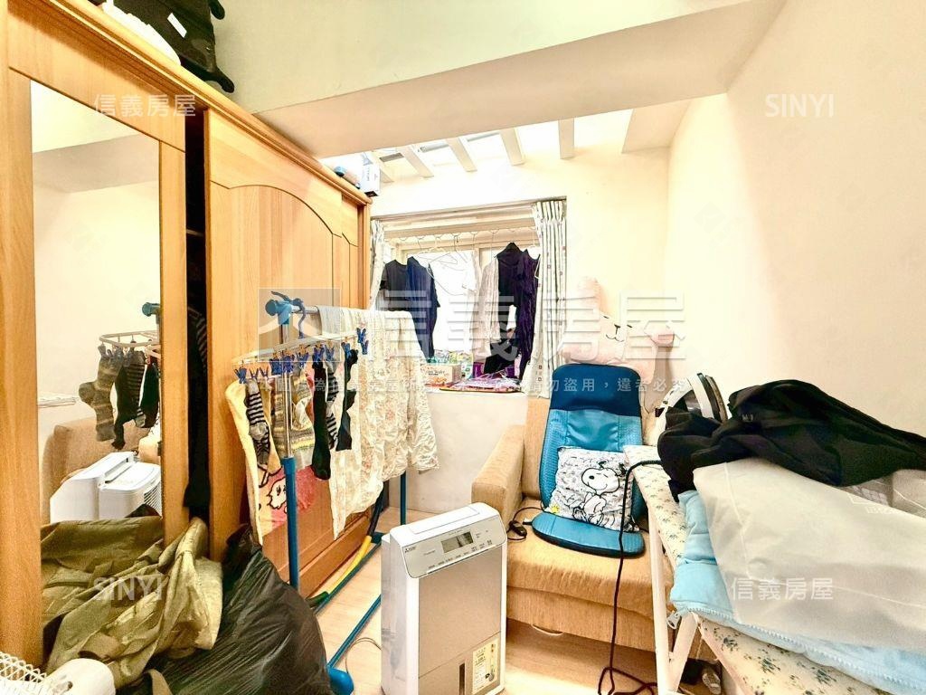 地上權－西門美妝電梯兩房房屋室內格局與周邊環境
