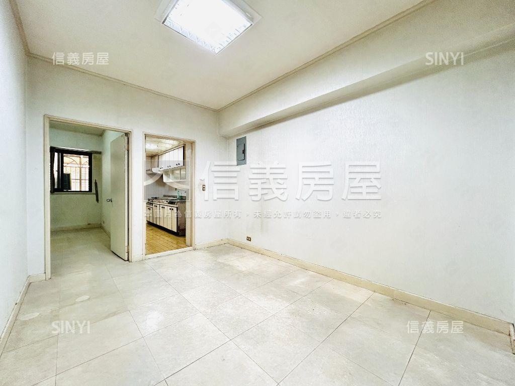 國泰建設如意電梯華廈房屋室內格局與周邊環境