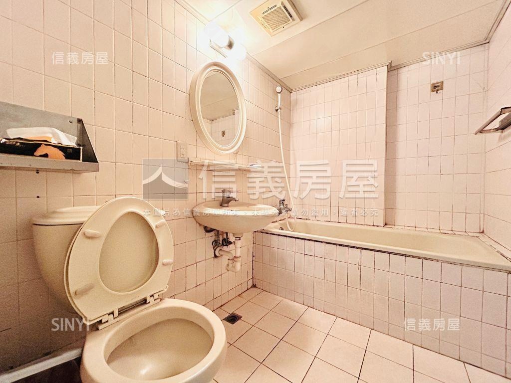 國泰建設如意電梯華廈房屋室內格局與周邊環境