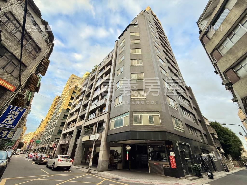 廈之堡中正小資車位房屋室內格局與周邊環境