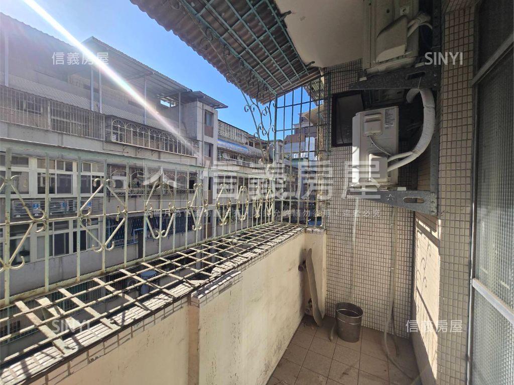 新埔捷運公寓四樓房屋室內格局與周邊環境