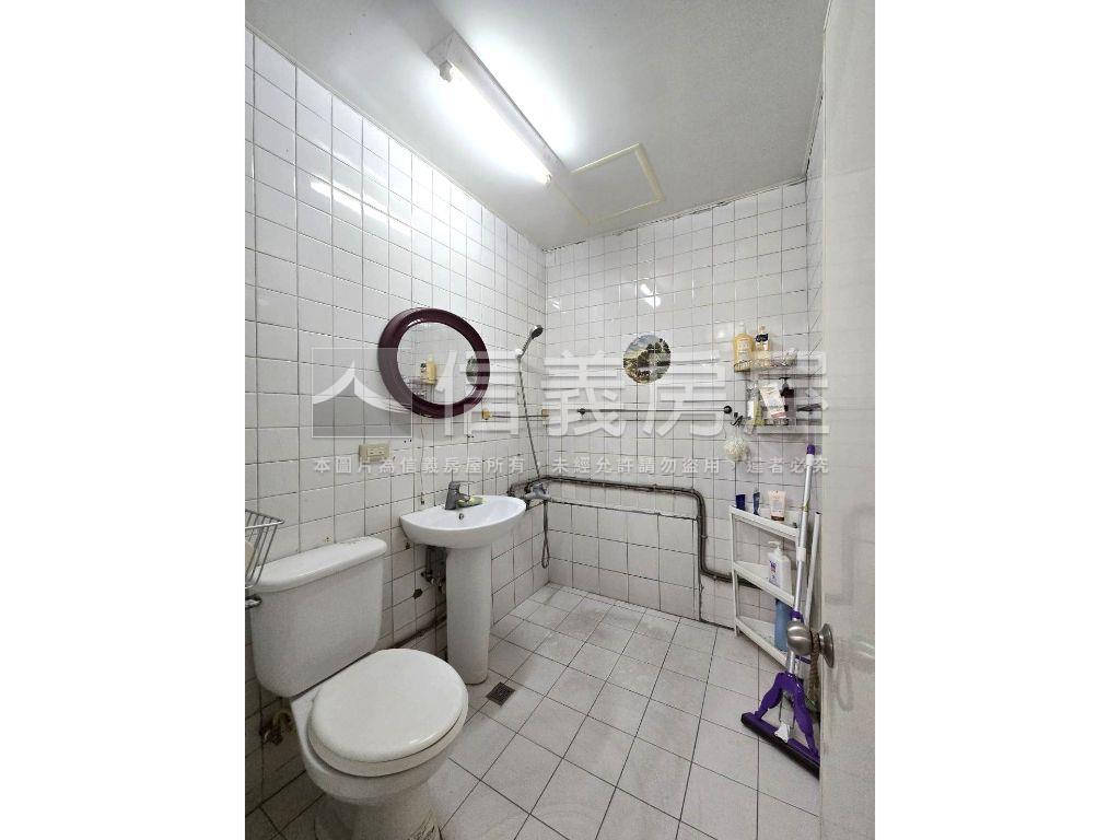 新埔捷運公寓四樓房屋室內格局與周邊環境