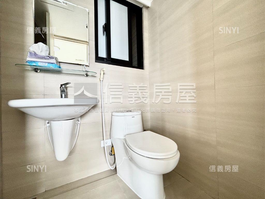 捷運宅高樓大兩房平車房屋室內格局與周邊環境