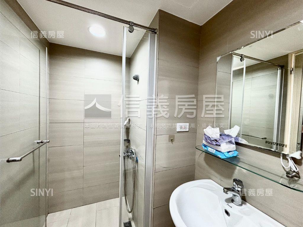 捷運宅高樓大兩房平車房屋室內格局與周邊環境