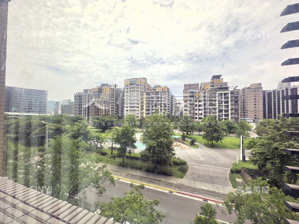 華固首選✪面公園樹景房屋室內格局與周邊環境