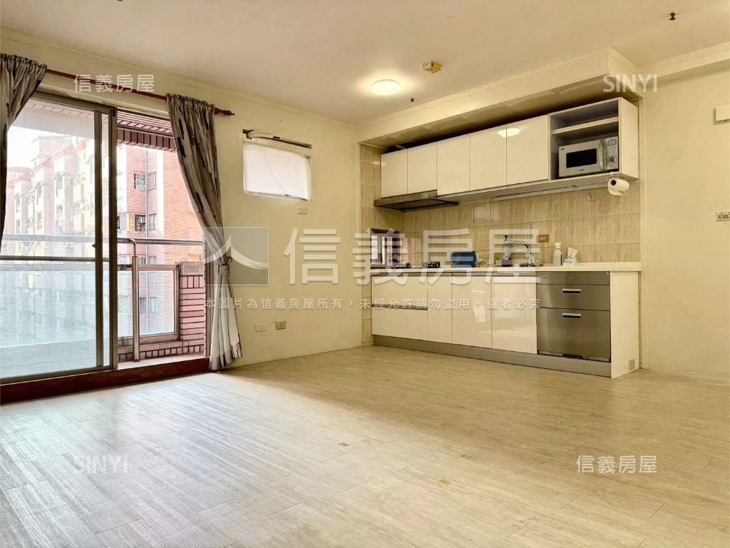 地中海現代簡約風美宅房屋室內格局與周邊環境