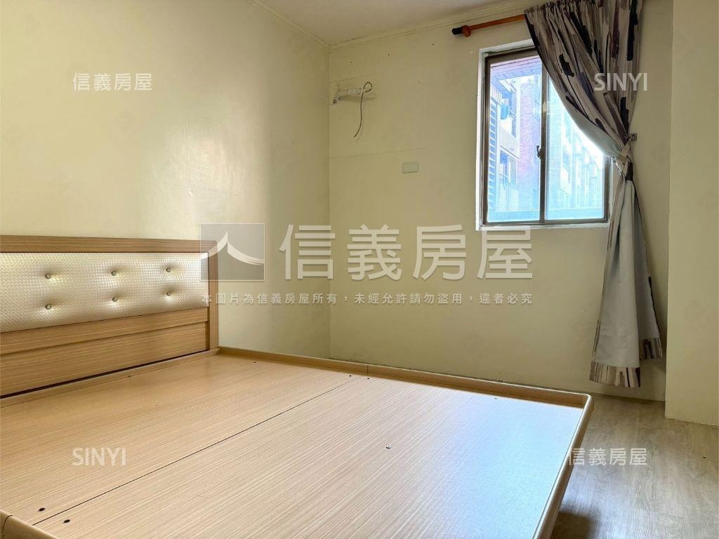 地中海現代簡約風美宅房屋室內格局與周邊環境