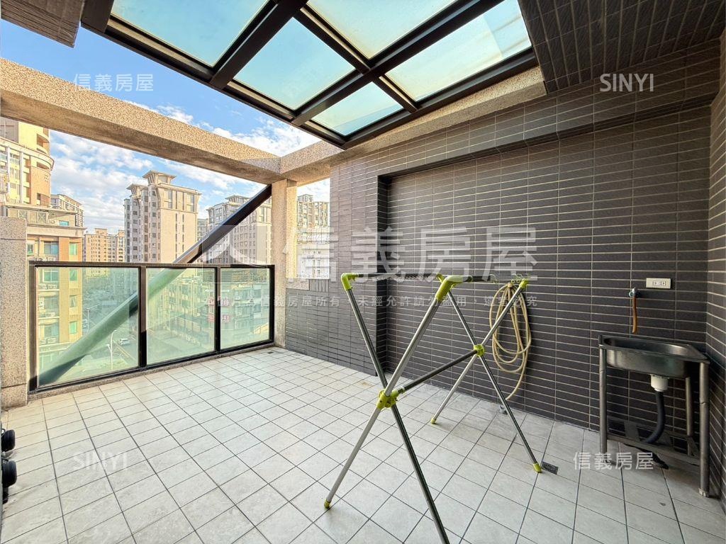 自強南路臨路透天店面房屋室內格局與周邊環境