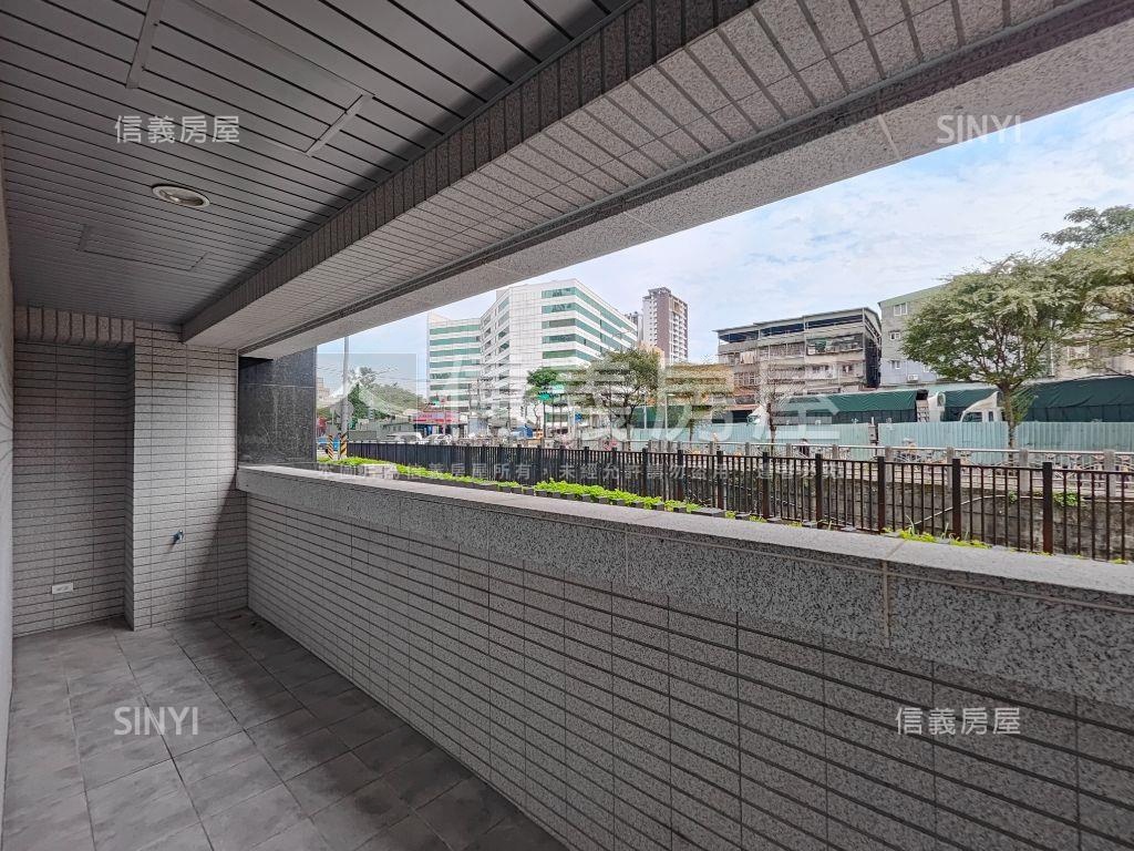 利舟荷悅一樓附平面車位房屋室內格局與周邊環境