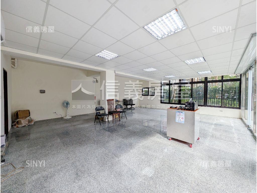 錦和苑全新大面寬店辦Ａ房屋室內格局與周邊環境