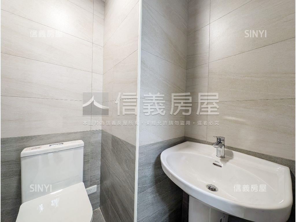 錦和苑全新大面寬店辦Ａ房屋室內格局與周邊環境