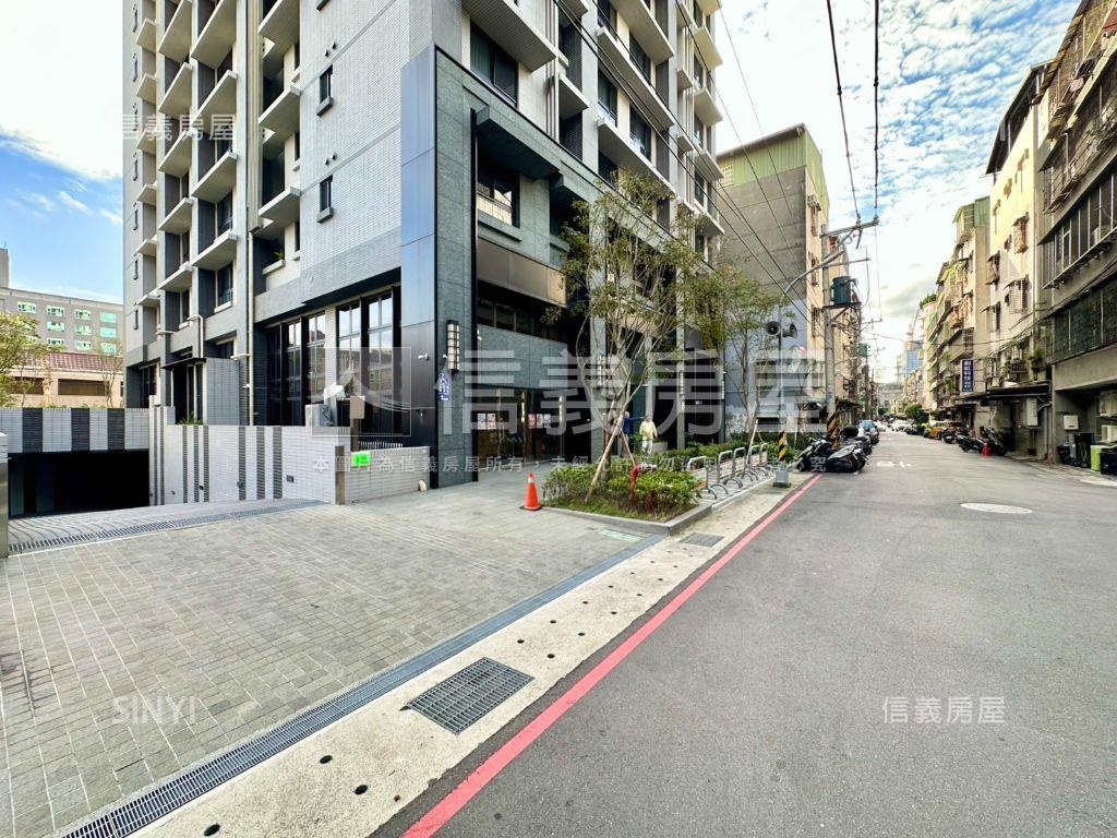 錦和苑全新大面寬店辦Ａ房屋室內格局與周邊環境