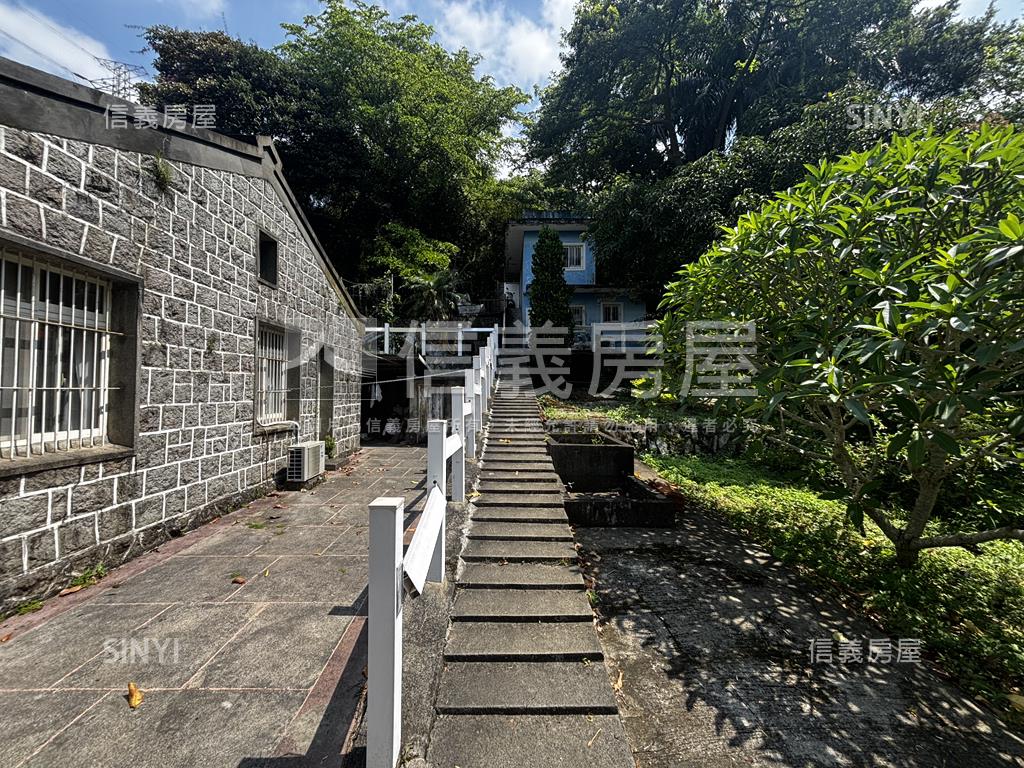 陽明山遼闊土地稀有釋出房屋室內格局與周邊環境