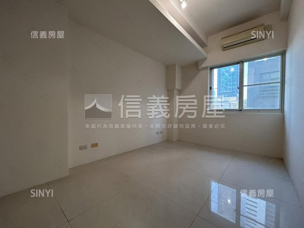 百立帝堡亞灣豪邸房屋室內格局與周邊環境