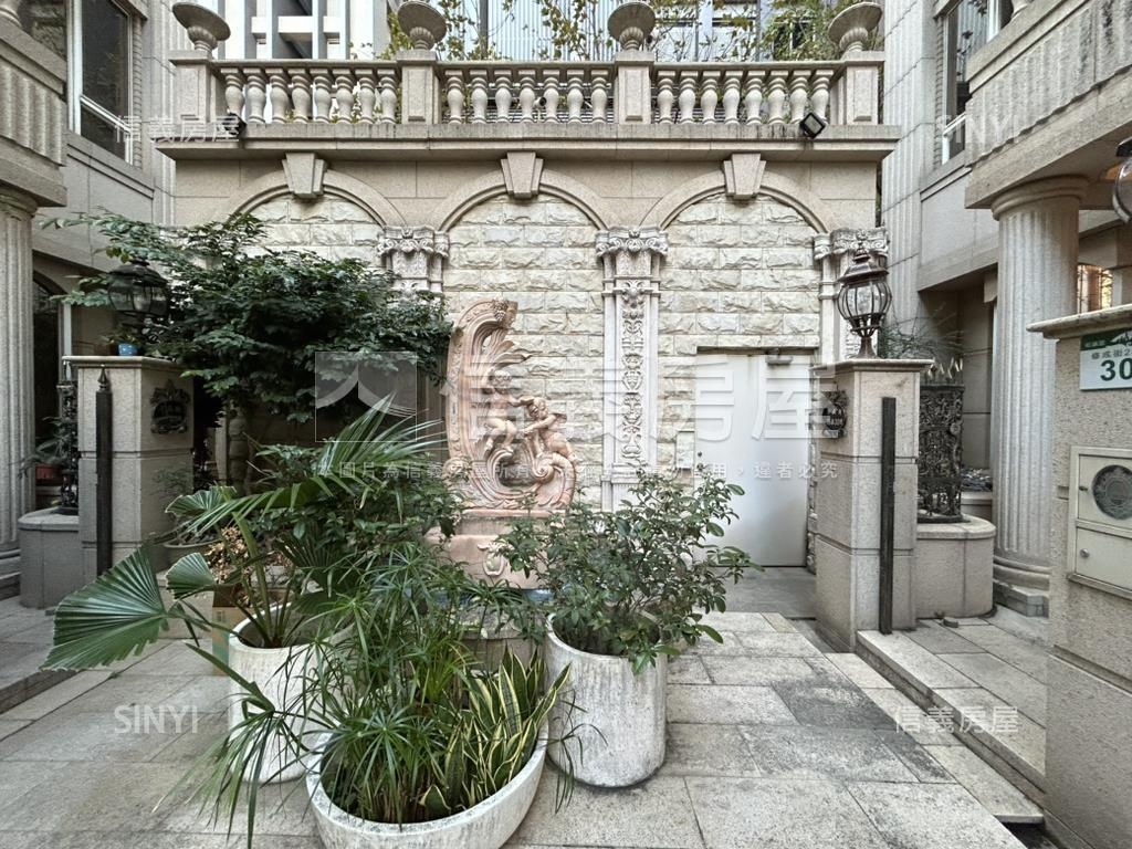 百立帝堡亞灣豪邸房屋室內格局與周邊環境