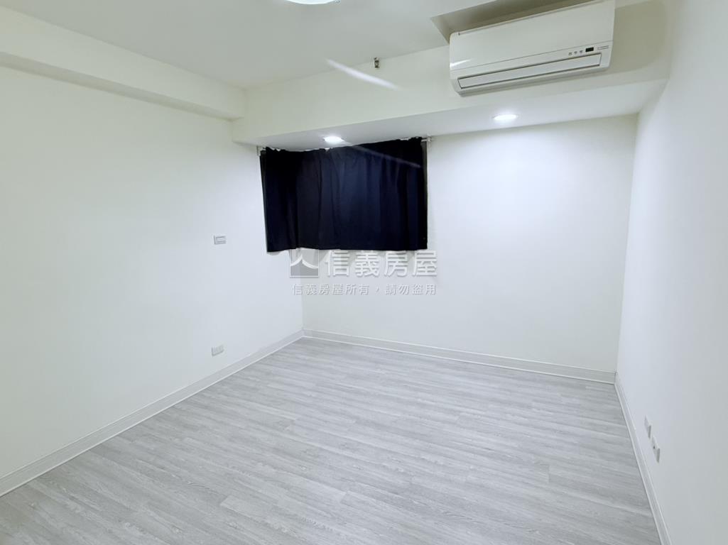 紅綠二期近學校三房車位房屋室內格局與周邊環境
