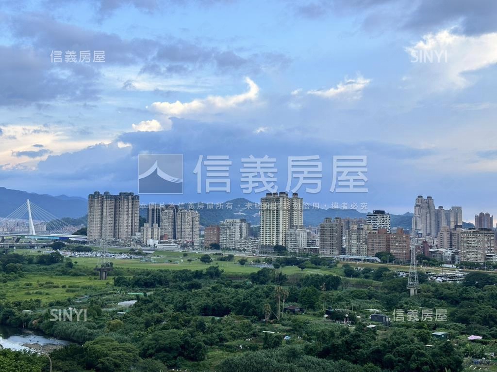 崇德隆盛三房附車位房屋室內格局與周邊環境