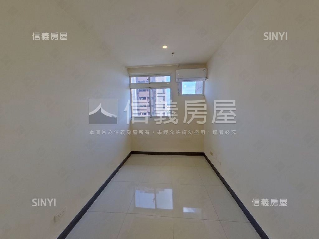 崇德隆盛三房附車位房屋室內格局與周邊環境