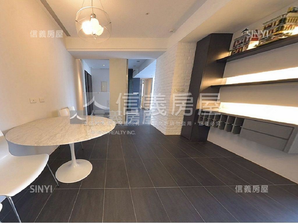 峰藝視野美三房雙平車房屋室內格局與周邊環境