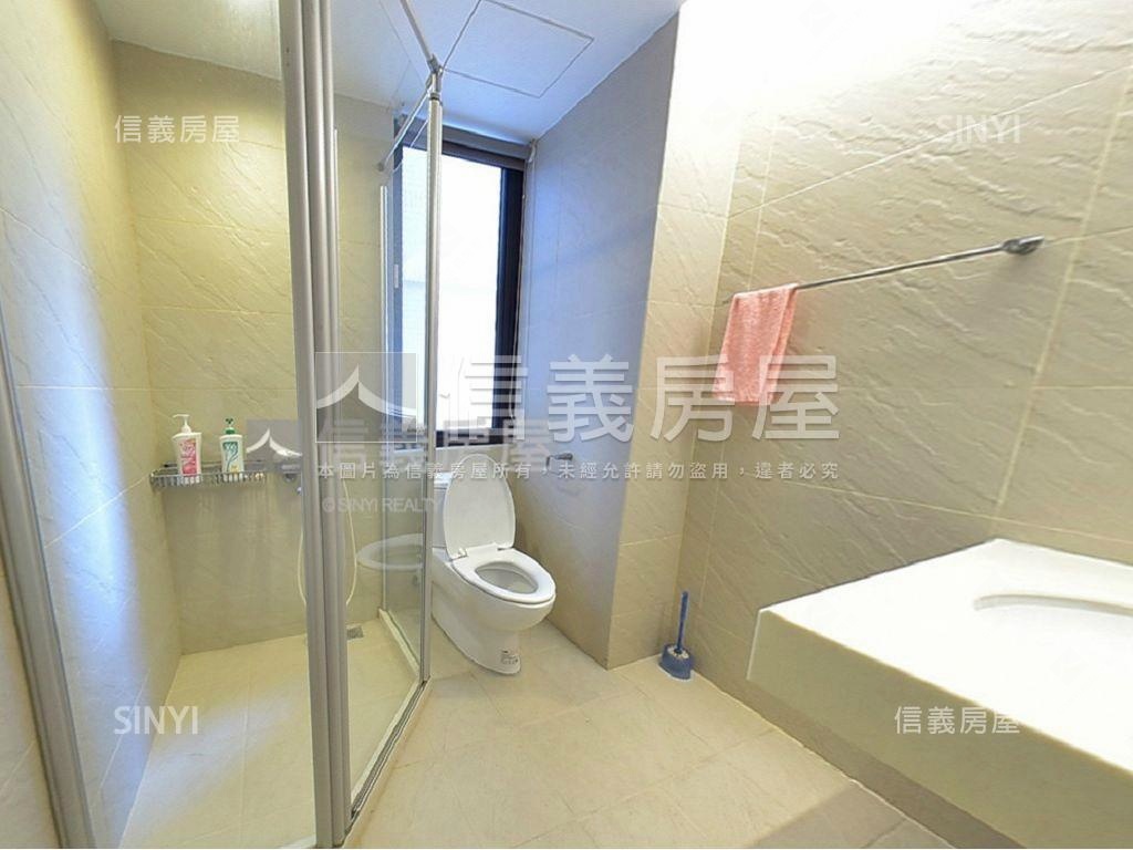 峰藝視野美三房雙平車房屋室內格局與周邊環境