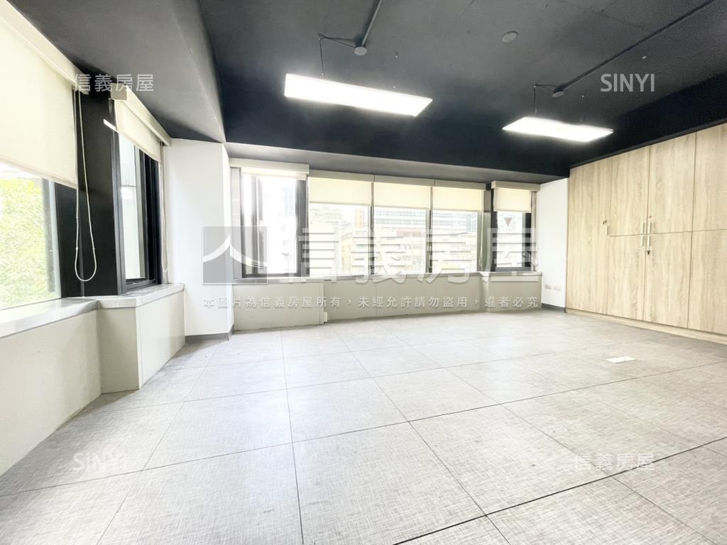 光北南京頂級帷幕商辦大樓房屋室內格局與周邊環境