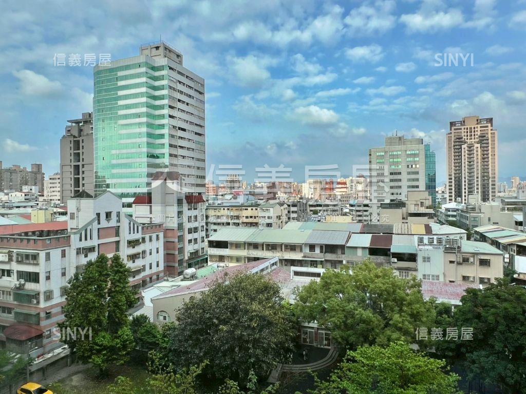 惠宇科博採光三房平車房屋室內格局與周邊環境