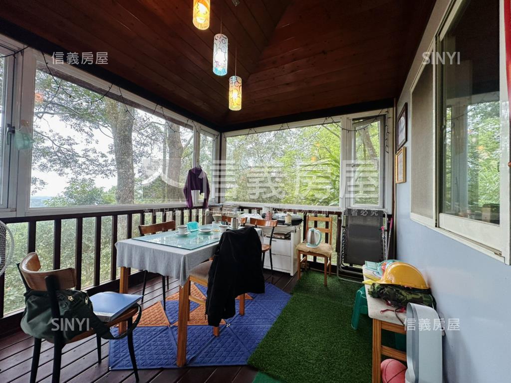 南庄土地附小木屋房屋室內格局與周邊環境