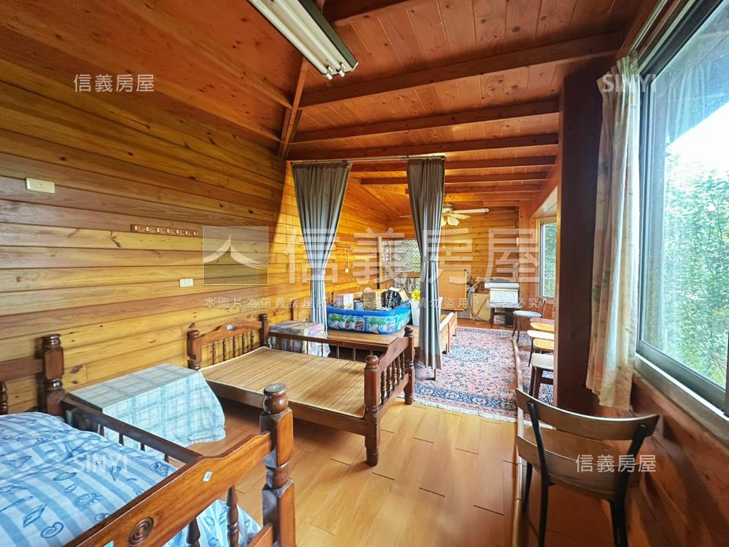 南庄土地附小木屋房屋室內格局與周邊環境