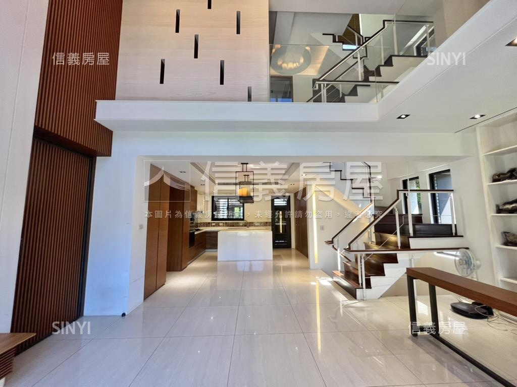 樹下墅上邊間綠意盎然房屋室內格局與周邊環境