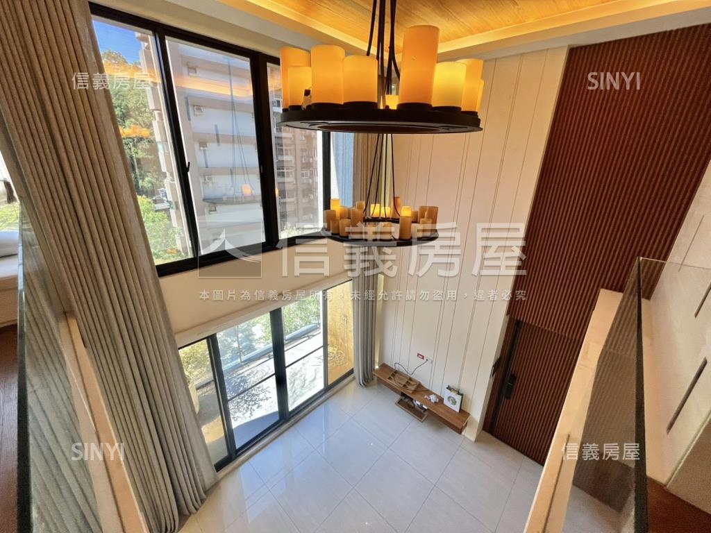 樹下墅上邊間綠意盎然房屋室內格局與周邊環境