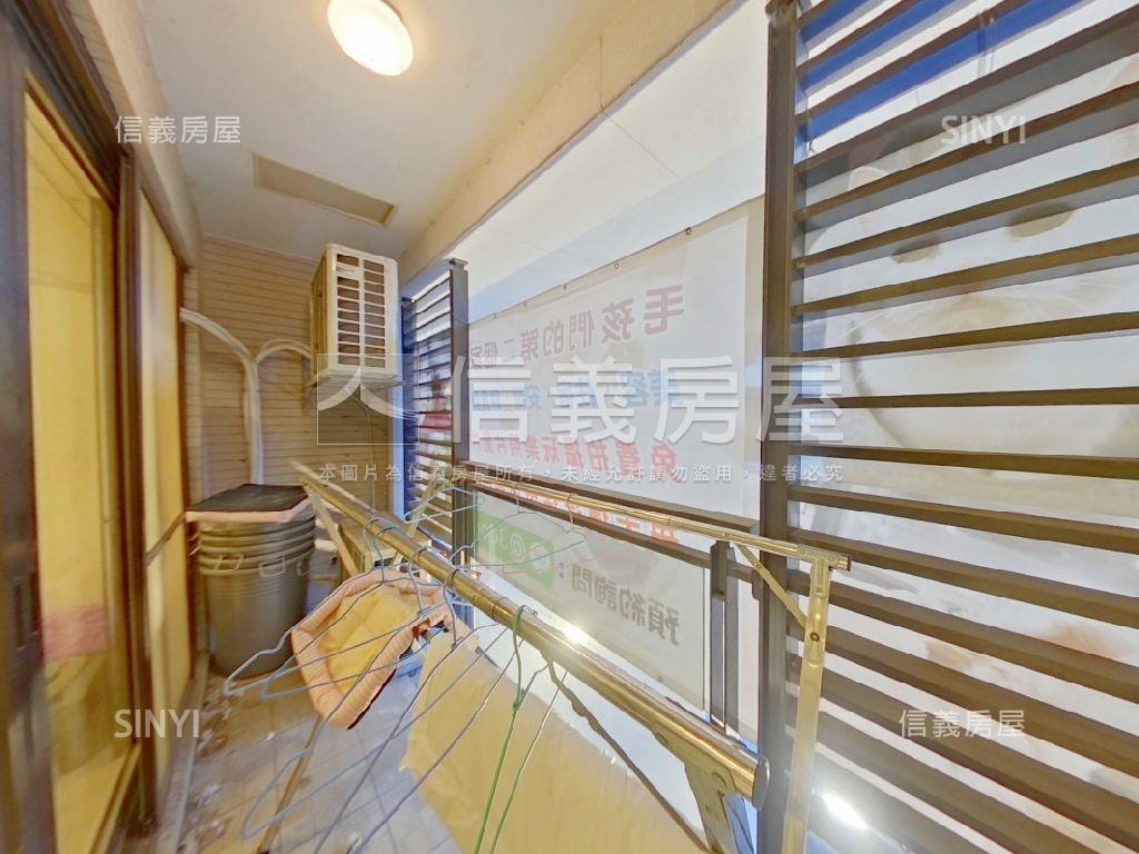 高鐵雙車位黃金店面房屋室內格局與周邊環境