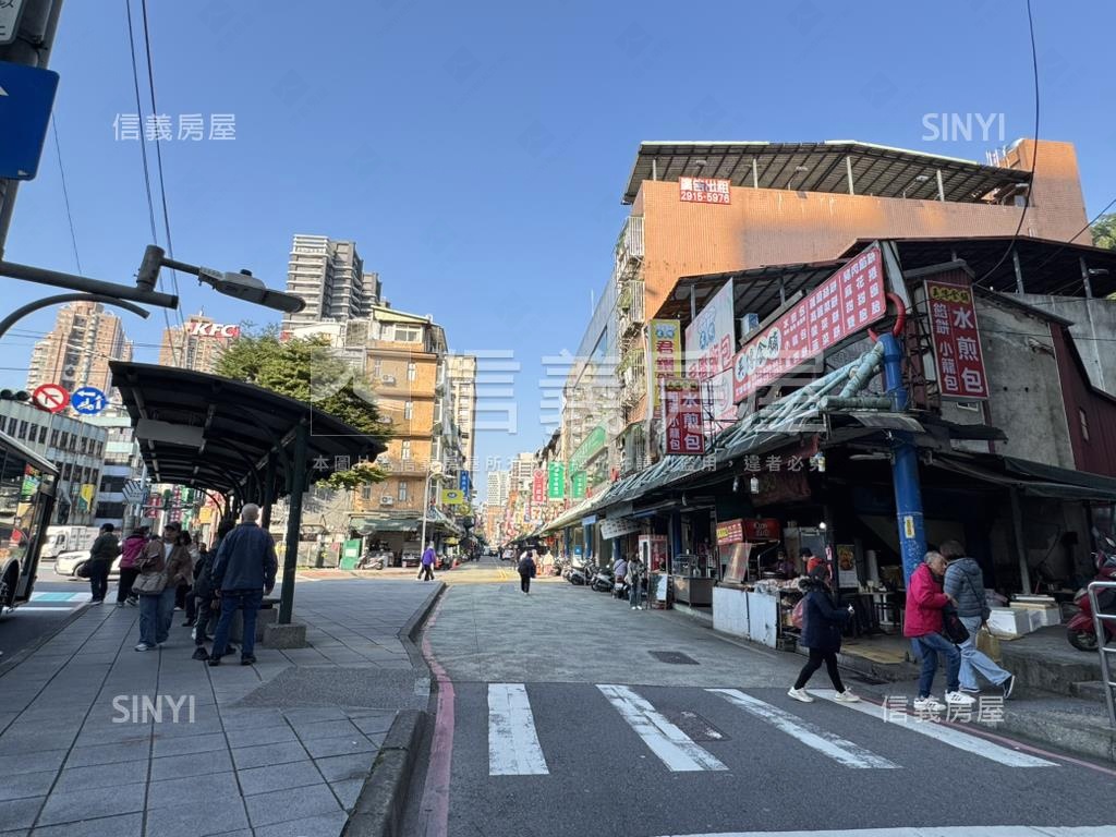 低總價面公園邊間二樓美屋房屋室內格局與周邊環境