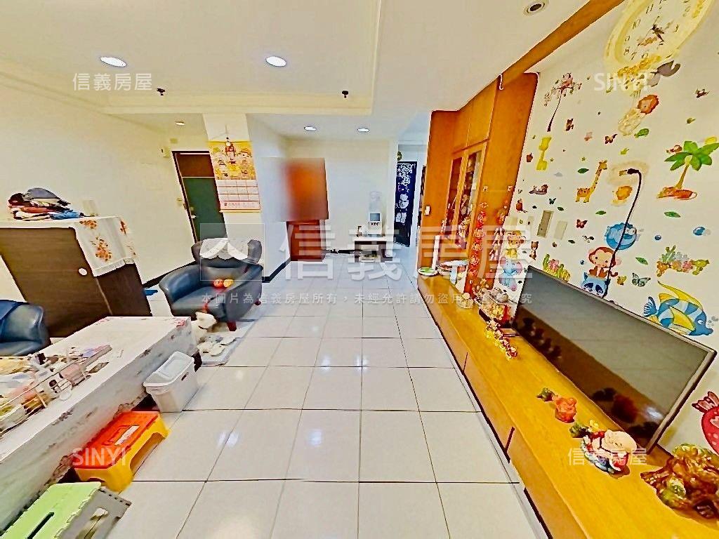 捷運富綠旺頂樓大空間房屋室內格局與周邊環境