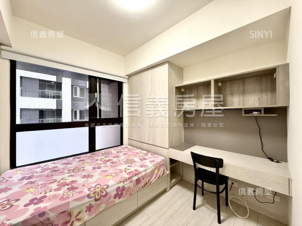 美麗的新悅城三房平車房屋室內格局與周邊環境