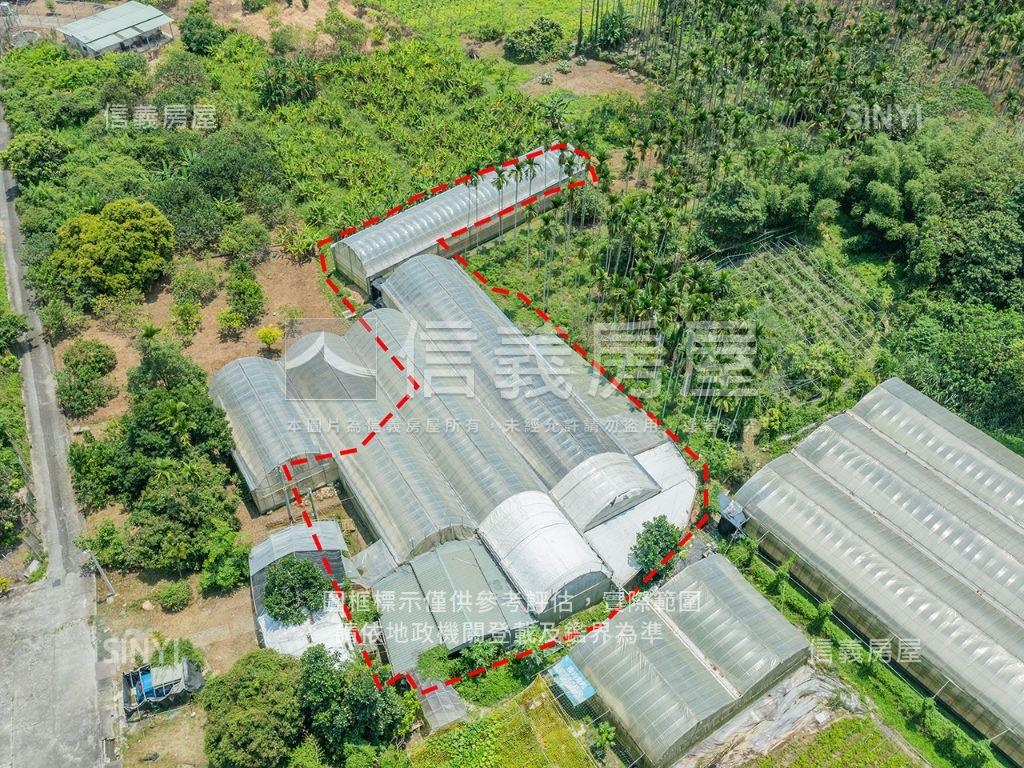 南投竹山溫室果園之一房屋室內格局與周邊環境