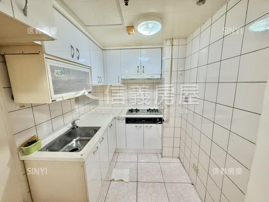 翡翠高樓朝南靜巷沐光二房房屋室內格局與周邊環境