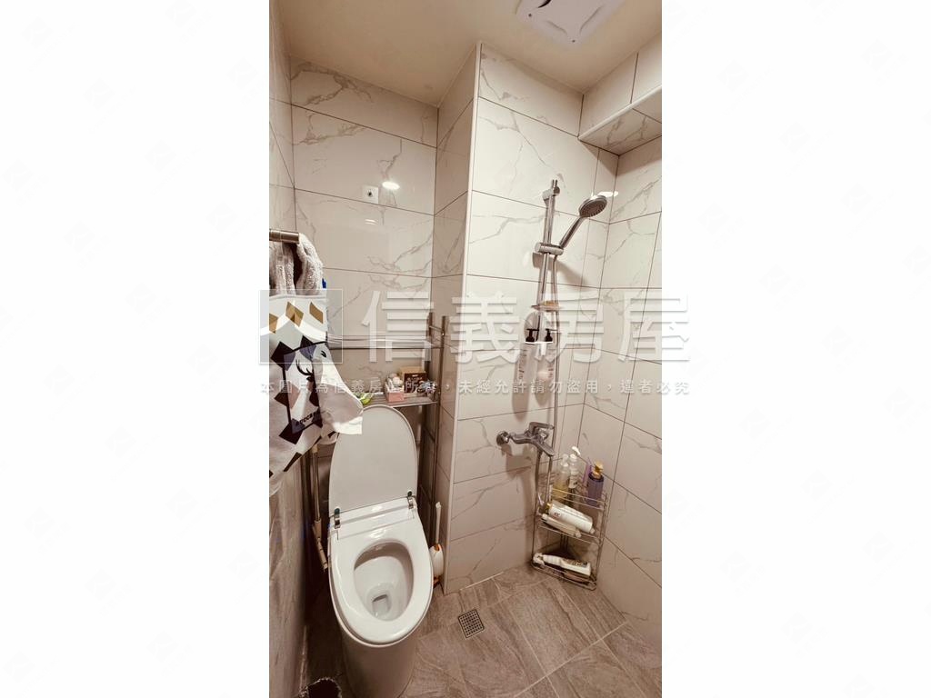 永富發官邸三房房屋室內格局與周邊環境