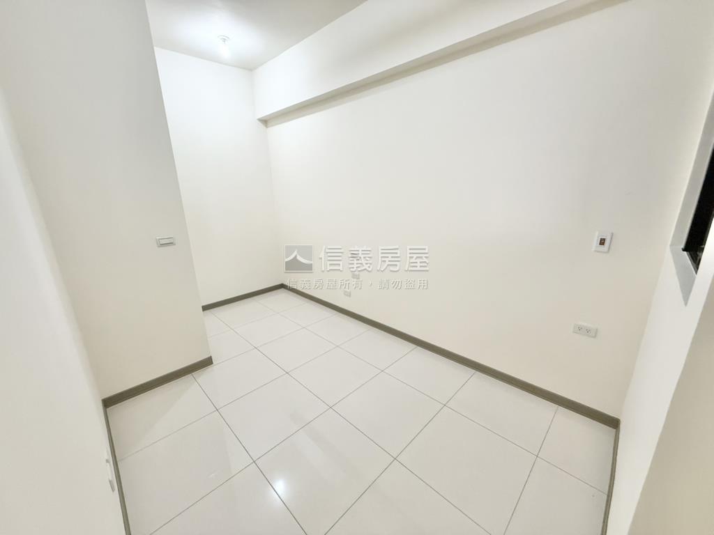 及福樂之町景觀１５樓房屋室內格局與周邊環境