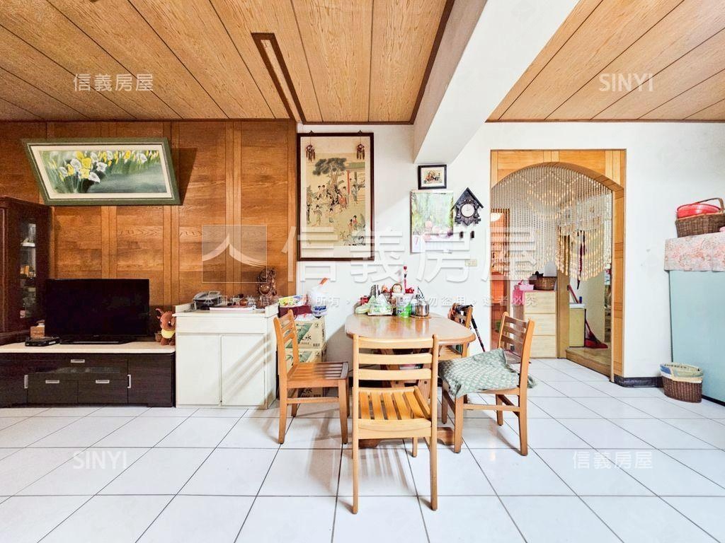 稀有☆龍岡永昶城大空間房屋室內格局與周邊環境