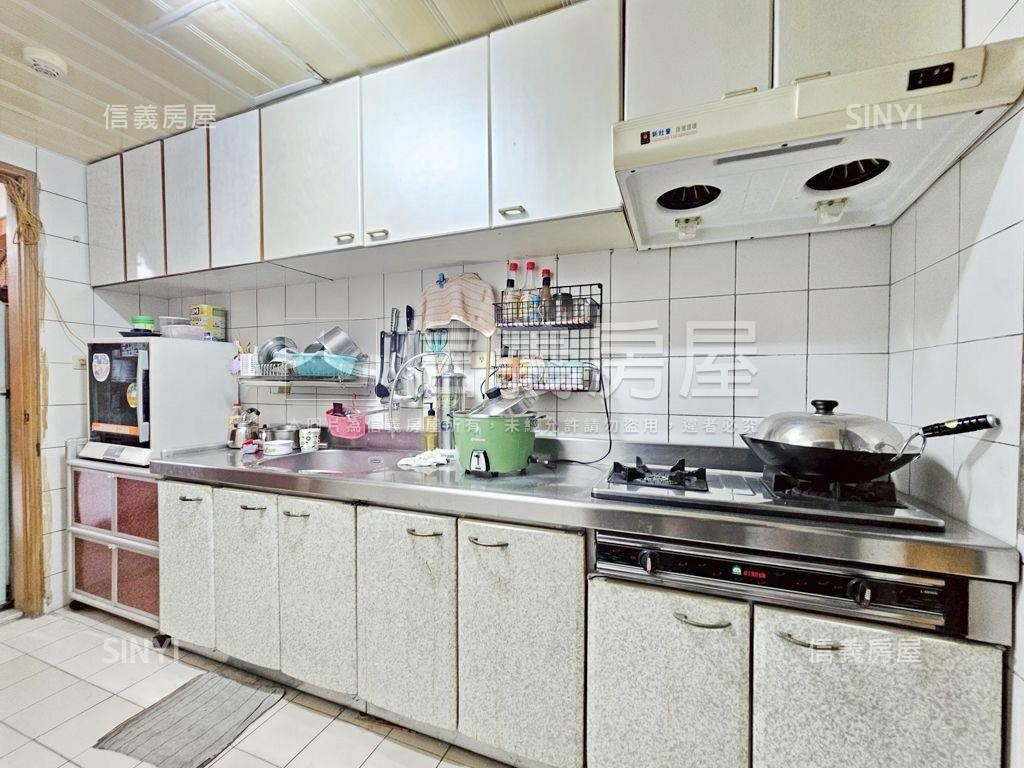 稀有☆龍岡永昶城大空間房屋室內格局與周邊環境