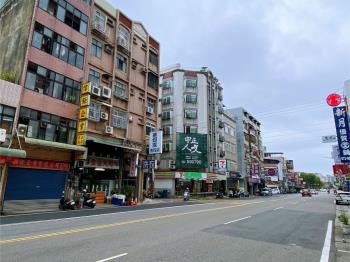 稀有釋出食品路土地