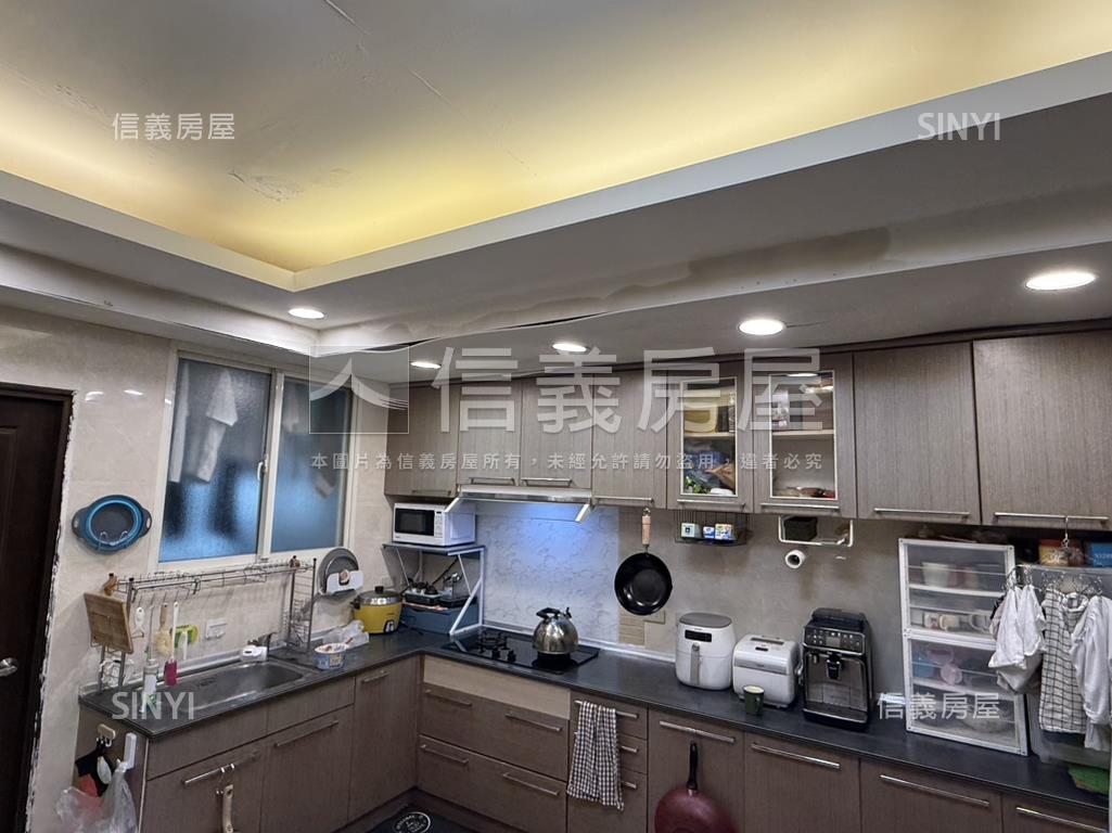 克強邊間美麗的家房屋室內格局與周邊環境