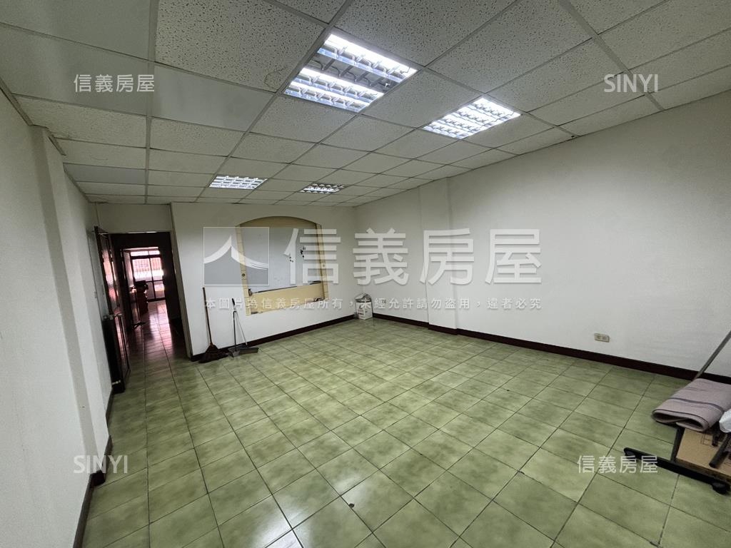 正漢口路三段郵局對面透店房屋室內格局與周邊環境