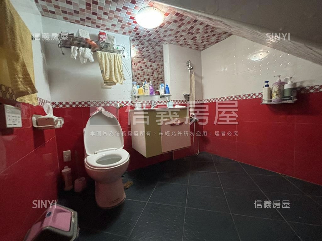 正漢口路三段郵局對面透店房屋室內格局與周邊環境