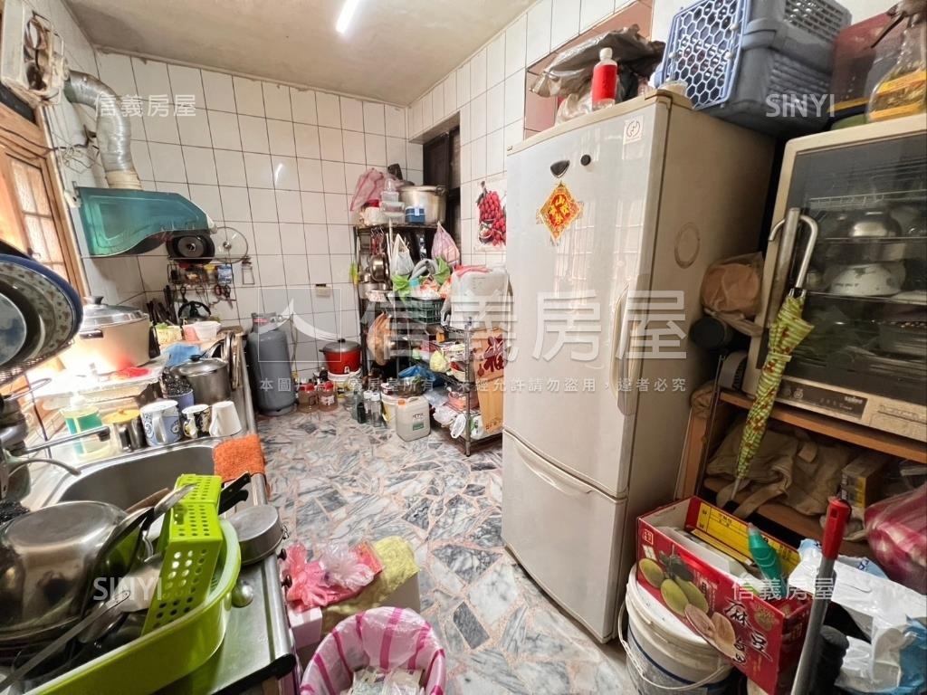正福一街溫馨透天房屋室內格局與周邊環境