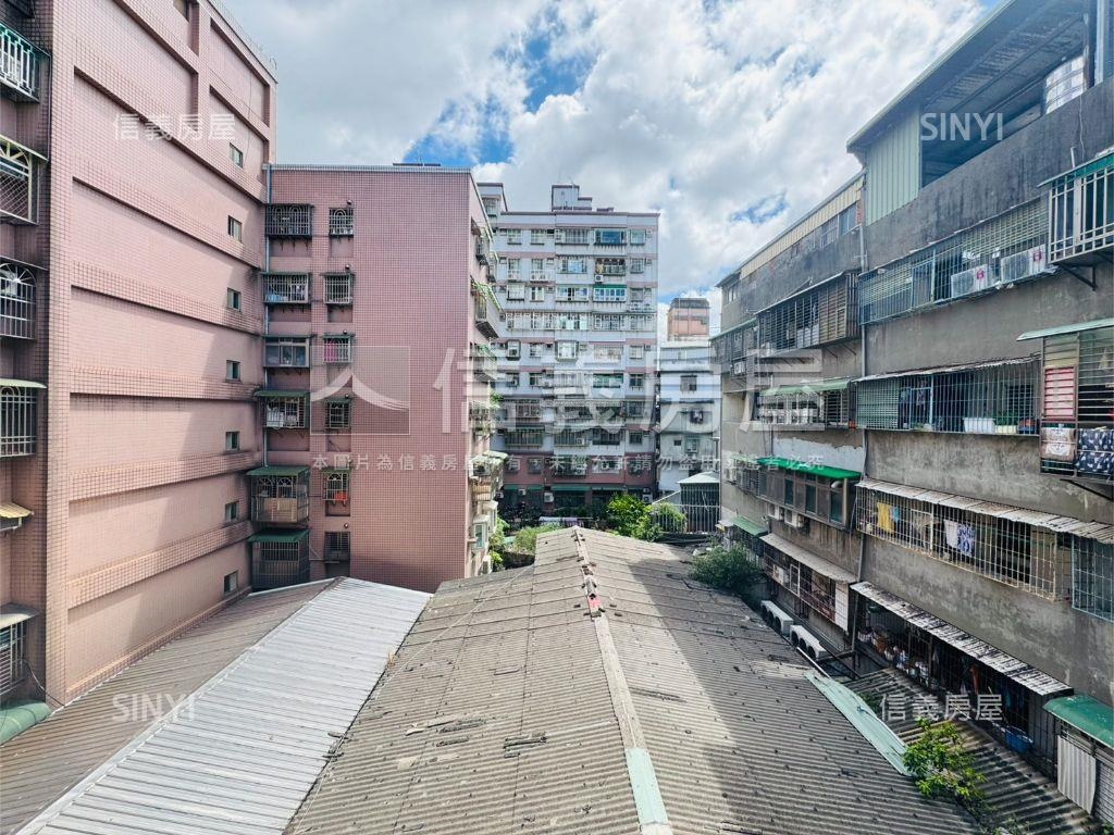 銀河灣室內使用大優美寓房屋室內格局與周邊環境