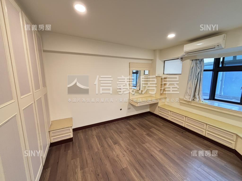 花園高樓帶車位三房房屋室內格局與周邊環境