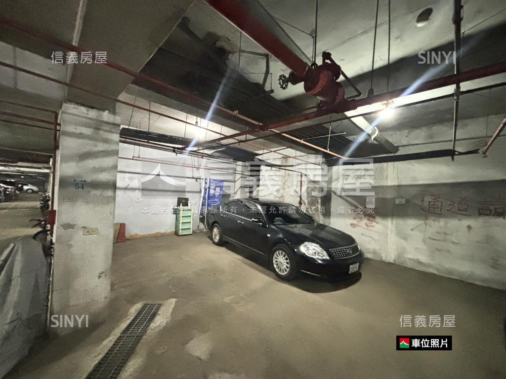 花園高樓帶車位三房房屋室內格局與周邊環境